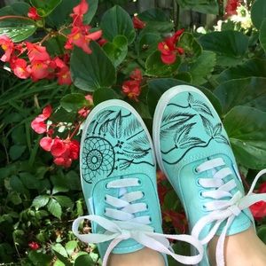 Customer dream catcher Vans